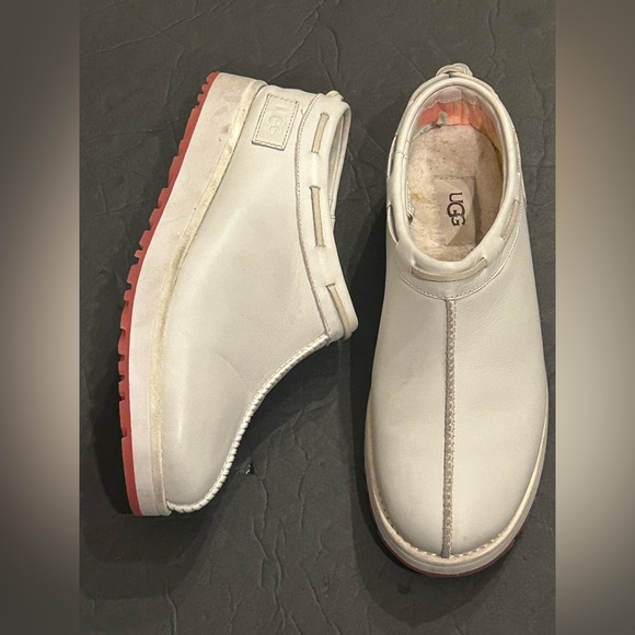 UGG Tasman leather with wool lining slip ons white unisex size 7 men 8 women - Picture 6 of 7